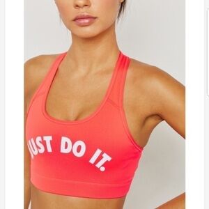 NWT. Nike Victory Bra Minimal Construction Fit To Perform. Small.